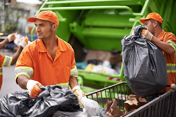 Best Garage Cleanout  in Woodcreek, TX